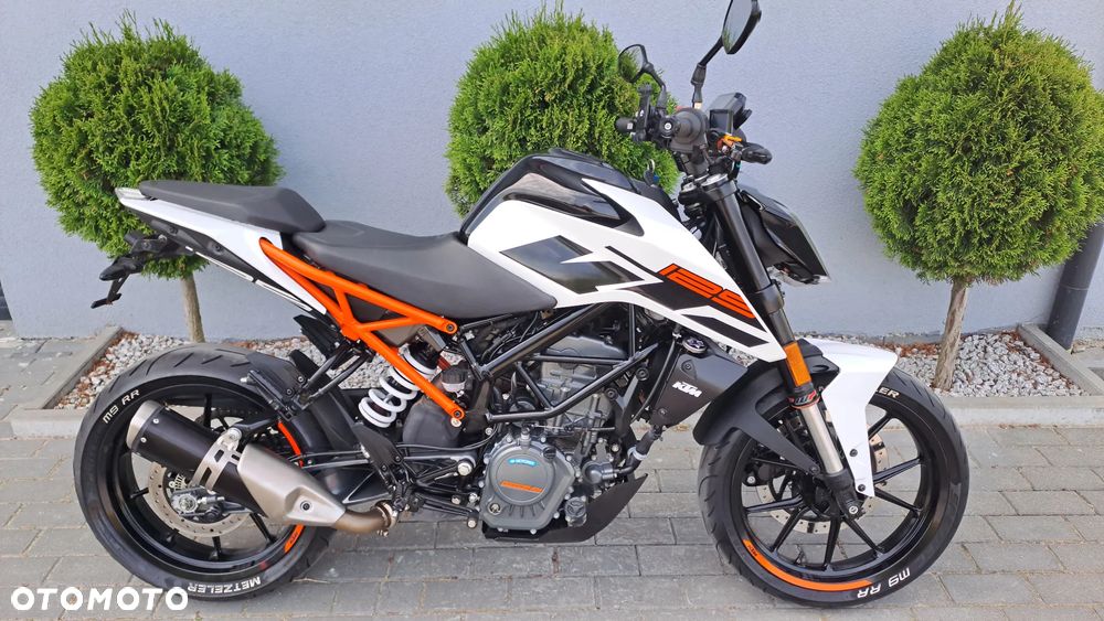 KTM Duke - 23