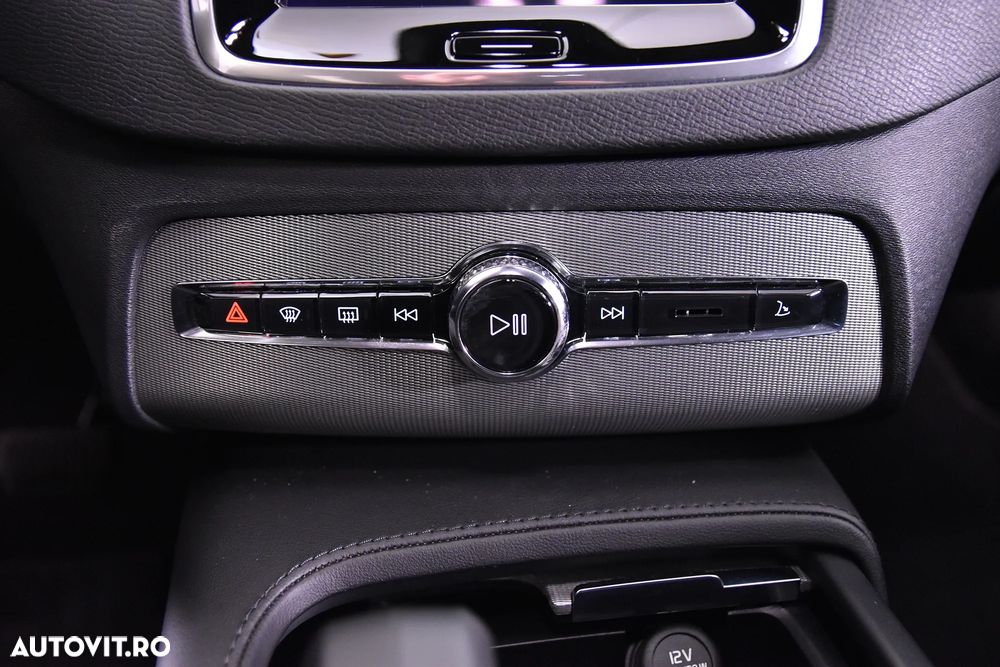 Volvo XC 90 - 18