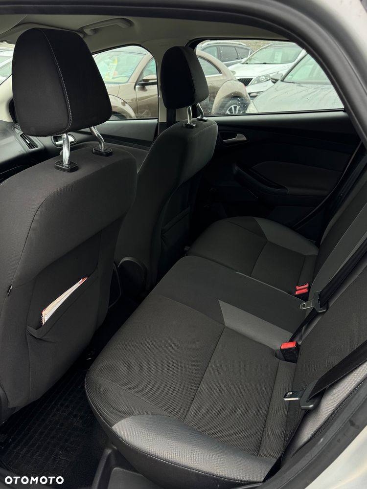 Ford Focus 1.0 EcoBoost Trend - 8