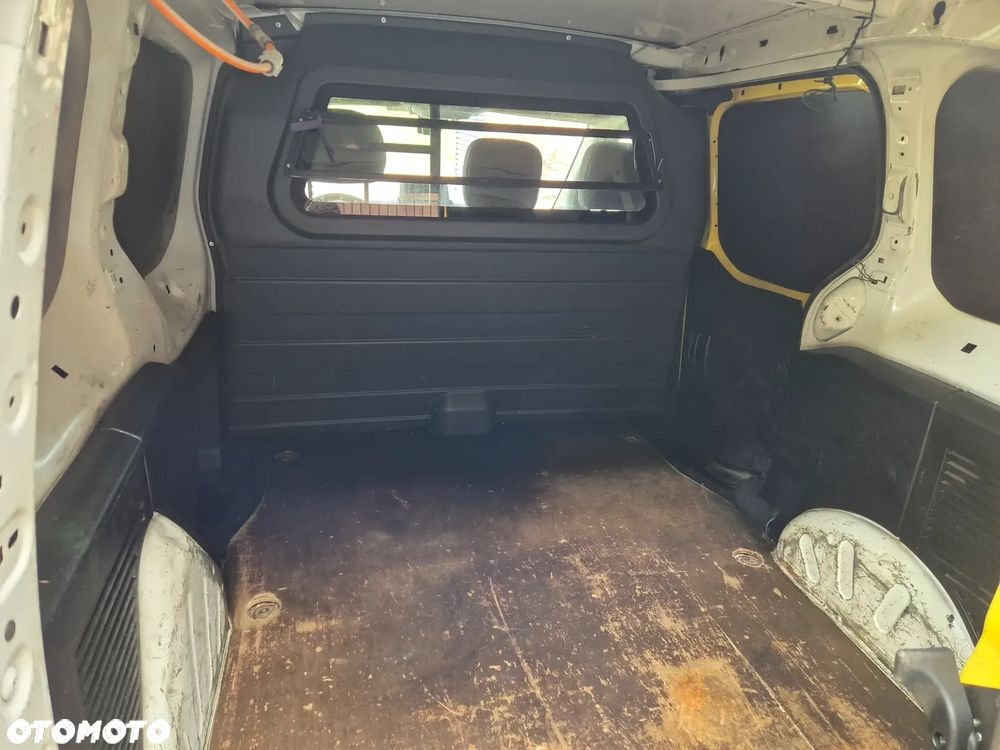 Citroën BERLINGO - 8