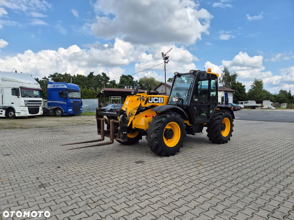 JCB 526-56 AGRIPLUS - 1
