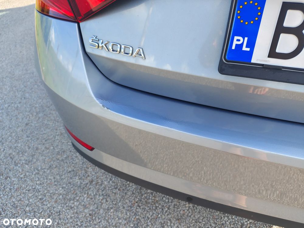 Skoda Superb 2.0 TDI Ambition - 15