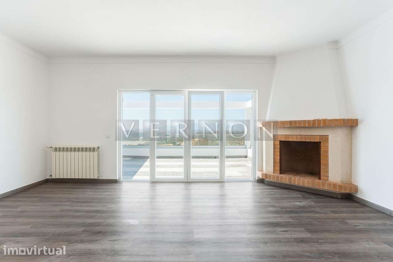 Moradia Renovada T4 com Vista Rio Arade, Piscina e 2.450 m² de Terreno - Grande imagem: 3/51