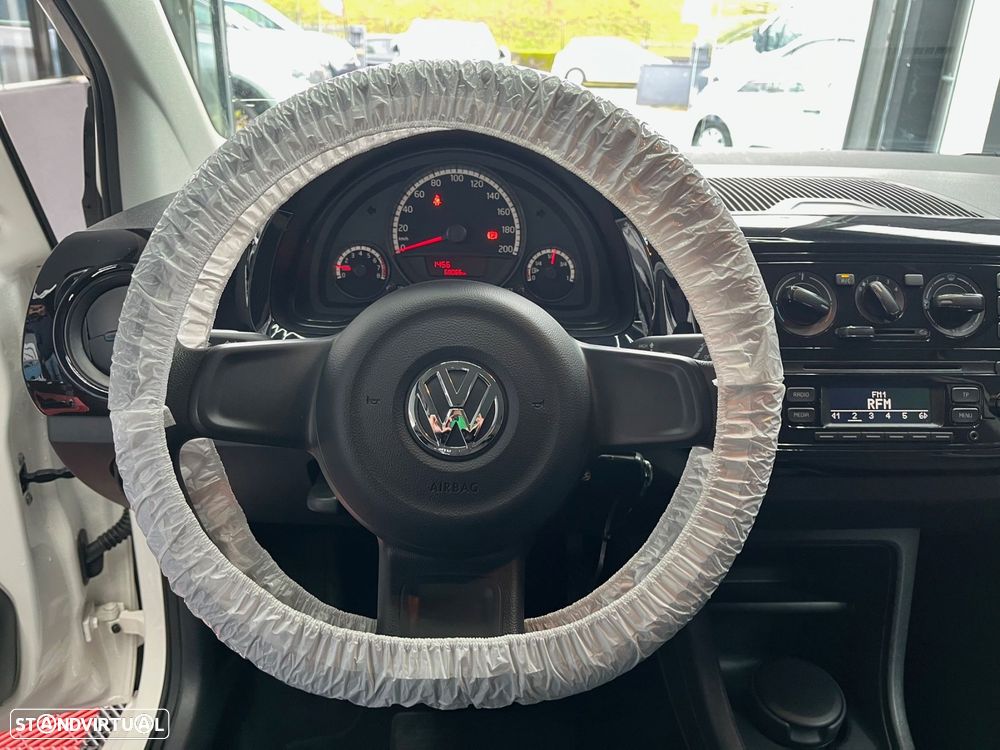VW Up! 1.0 Take - 13