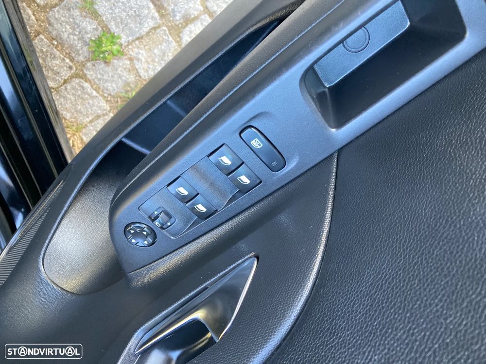 Opel Corsa 1.5 D Elegance - 24