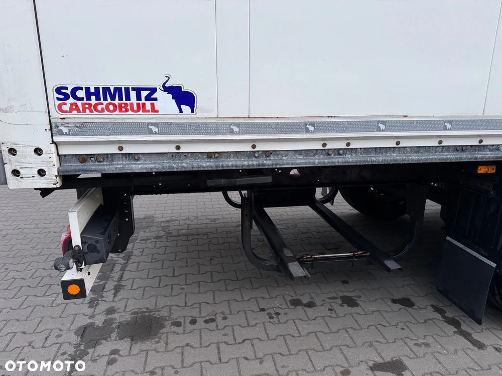 Schmitz Cargobull Izoterma , Doppelstock, oś podnoszona - 16