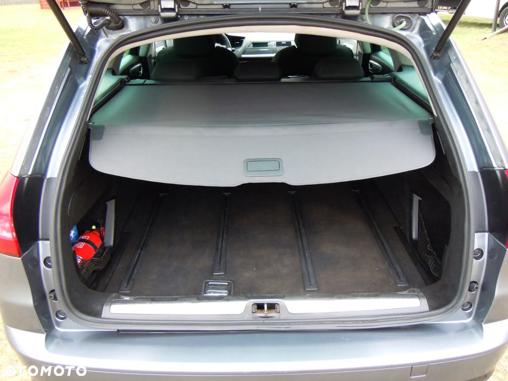 Citroën C5 HDi 135 Exclusive - 23