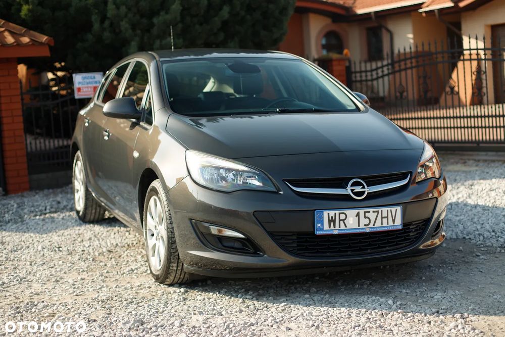 Opel Astra 1.4 Innovation - 14