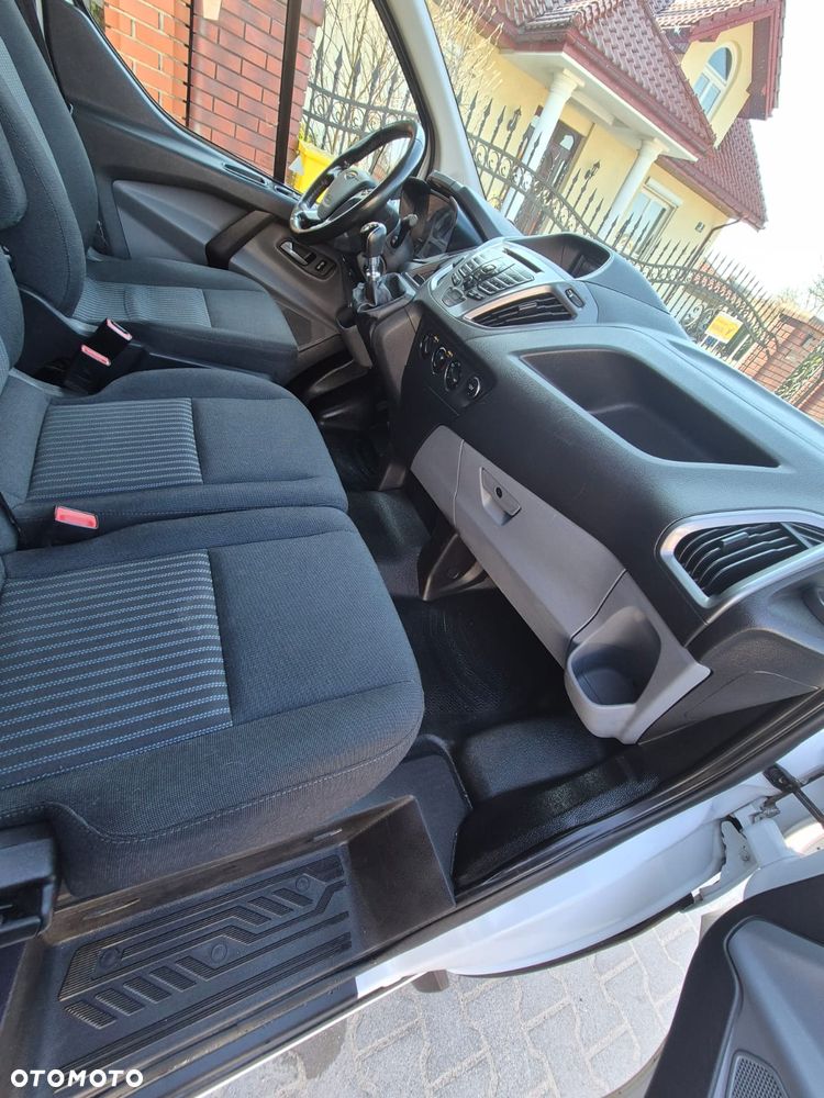 Ford Custom 2.0 2017r - 80Tys km- Superstan Bezwypadkowy Klima Kamera Webasto - 27