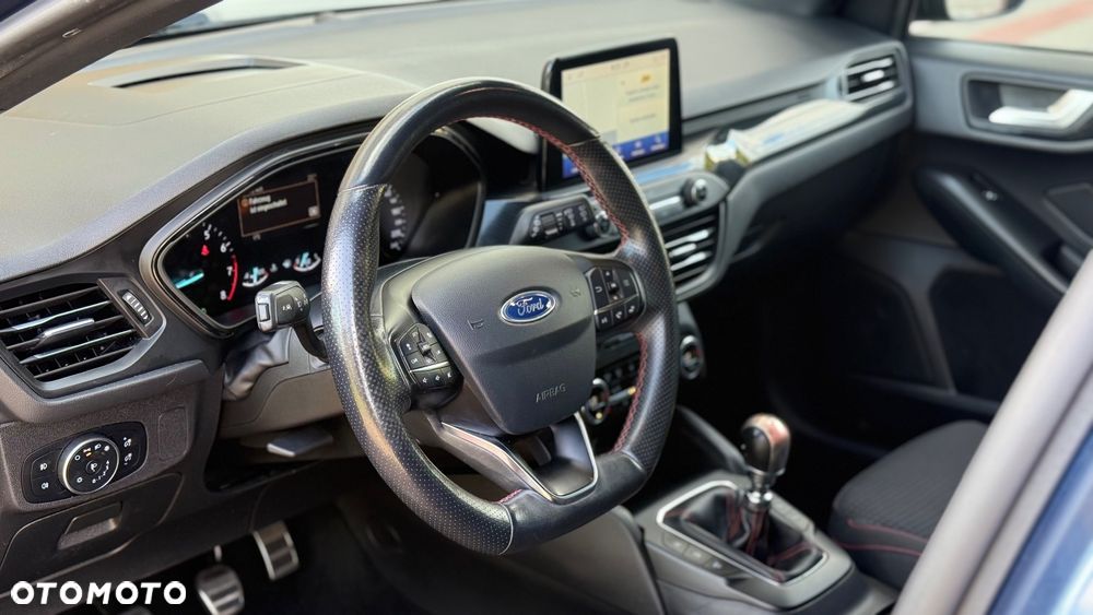 Ford Focus 1.5 EcoBoost STart-Stopp-System ST-LINE - 11