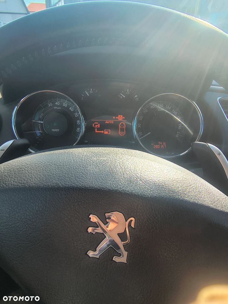 Peugeot 3008 2.0 HDi Active - 11