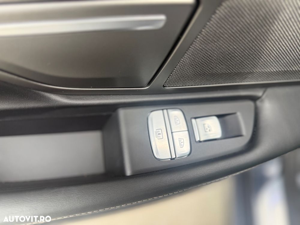 BMW Seria 7 730d xDrive - 33