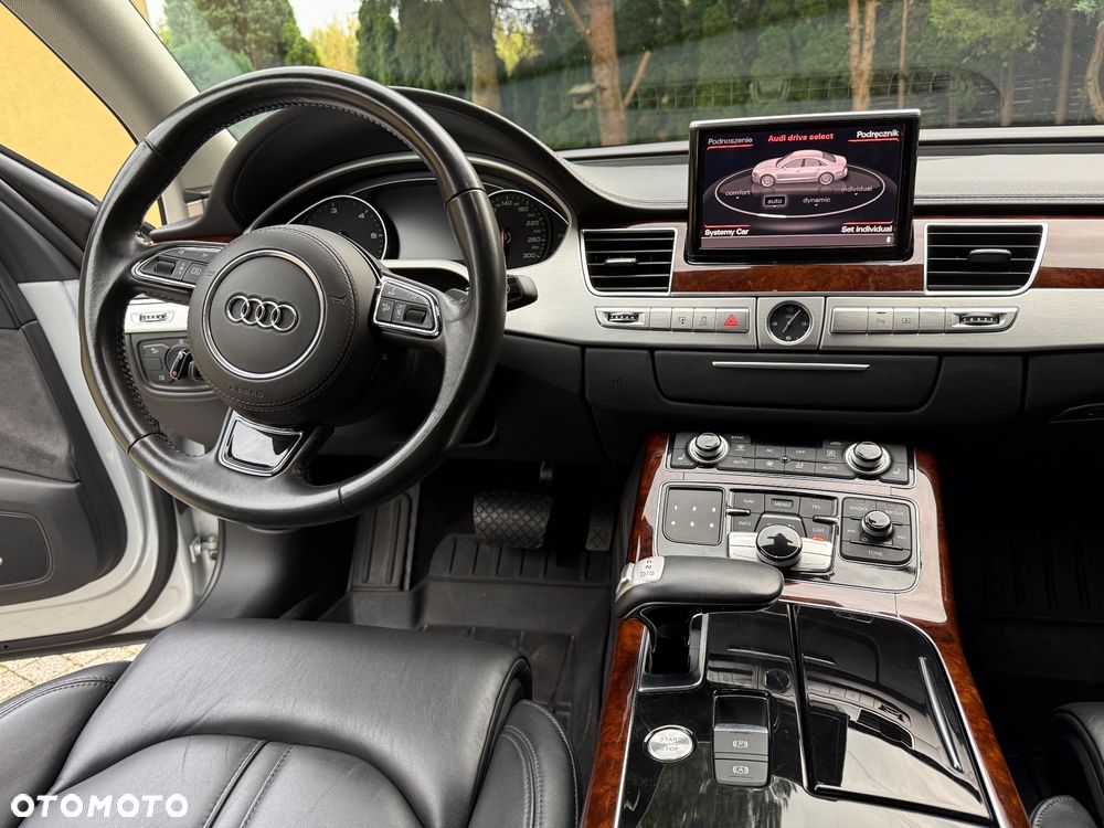 Audi A8 4.2 TDI Quattro - 10