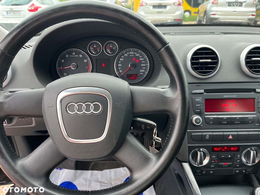 Audi A3 Sportback 1.6 Attraction - 12