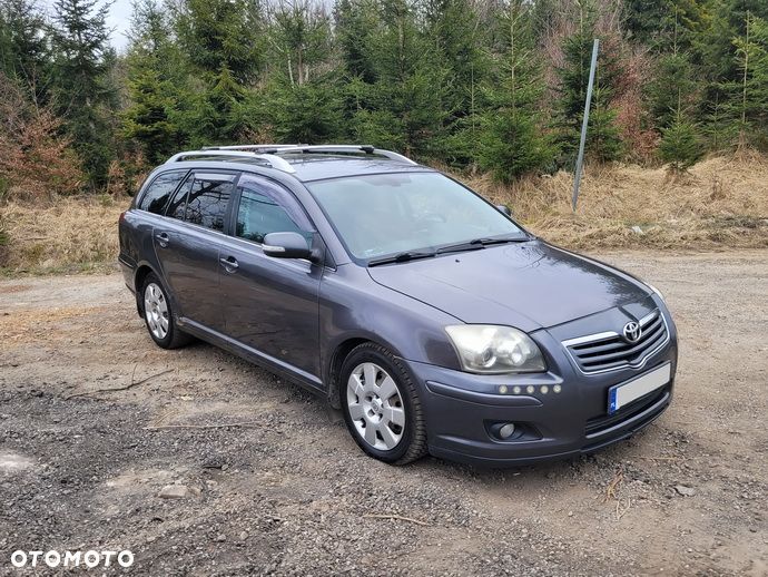 Toyota Avensis 2.0 D-4D Sol - 4