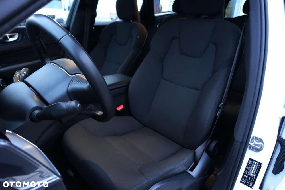 Volvo XC 60 - 8