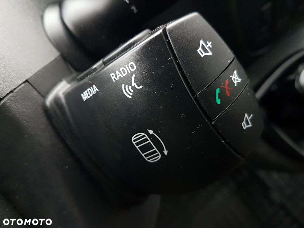 Renault MASTER KONTENER 8EP 4,21x2,23x2,23 KLIMA MANUAL KRAJOWY 6-BIEGÓW - 26