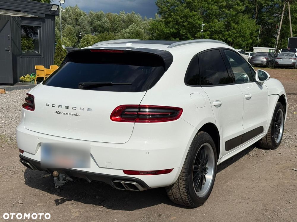 Porsche Macan Turbo PDK - 2