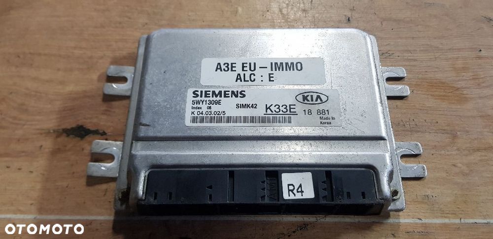 KIA RIO 1.3 STEROWNIK SILNIKA 5WY1309E K33E18881 - 1