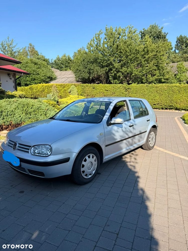 Volkswagen Golf 1.6 - 5