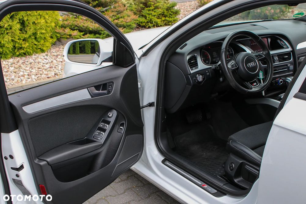 Audi A4 - 32