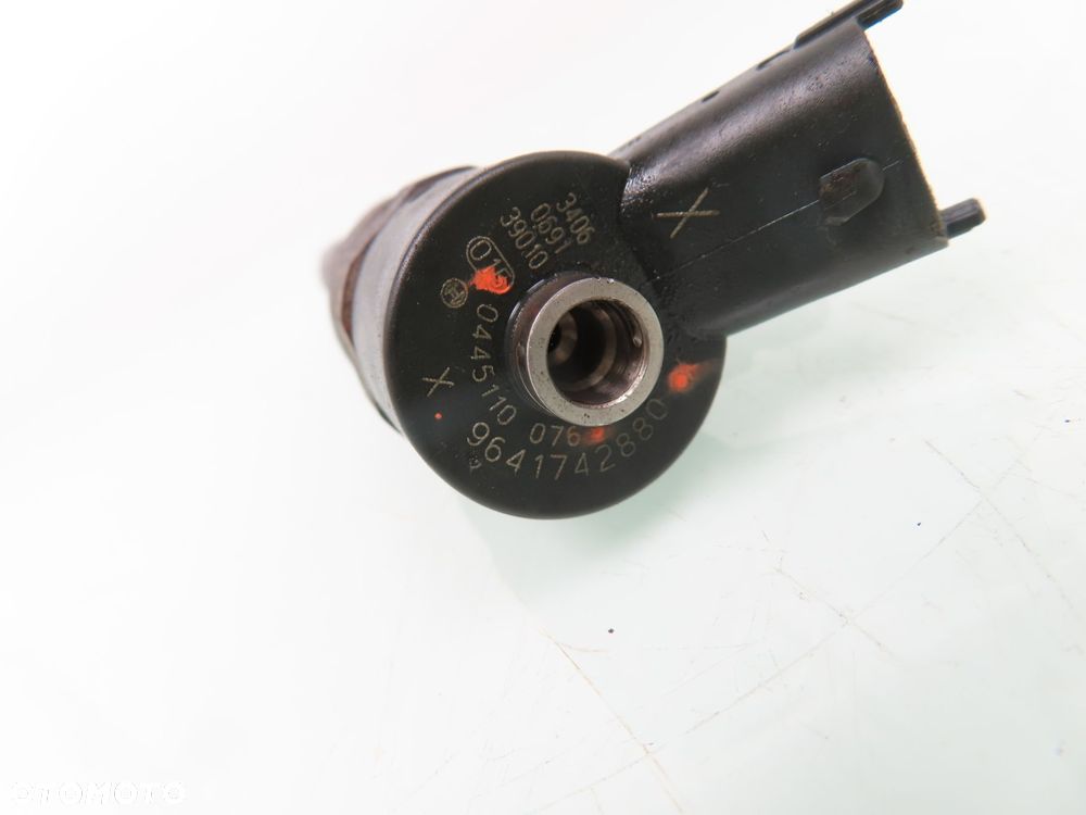 WTRYSKIWACZ PEUGEOT 307 2.0 HDI 0445110076 9641742880 - 2