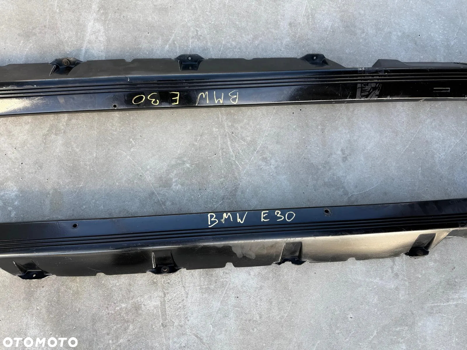 BMW 3 E30 COUPE NAKŁADKA PROGU M TECHNIK 1952331 1952332 - 3