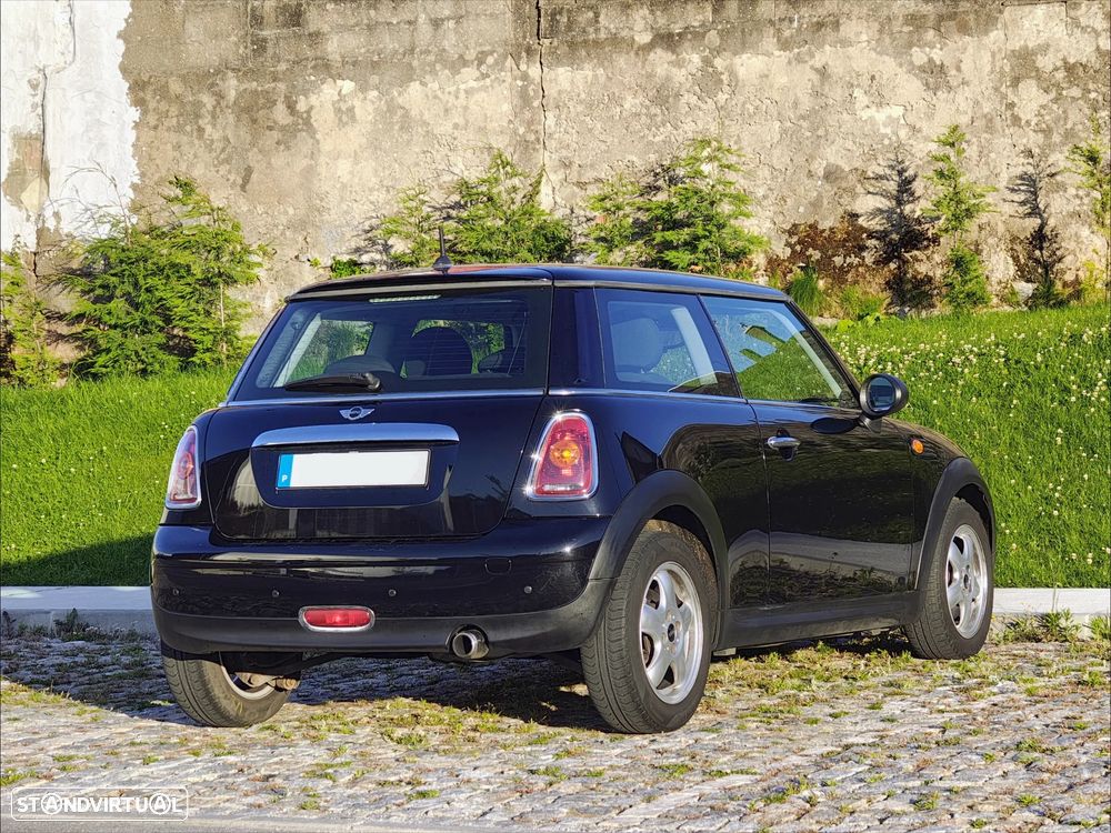MINI 3 Portas One 1.4 - 8