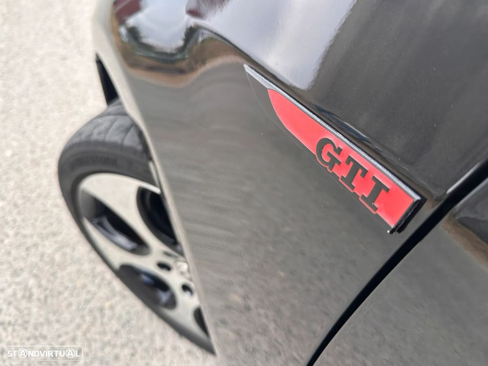 VW Golf 2.0 GTI - 15