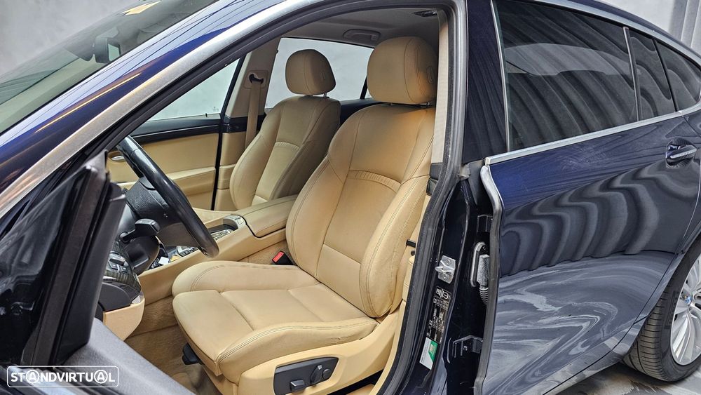 BMW 520 Gran Turismo d Line Luxury - 24