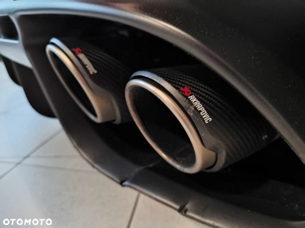 Alfa Romeo Giulia 2.9 Bi Turbo V6 Quadrifoglio - 32
