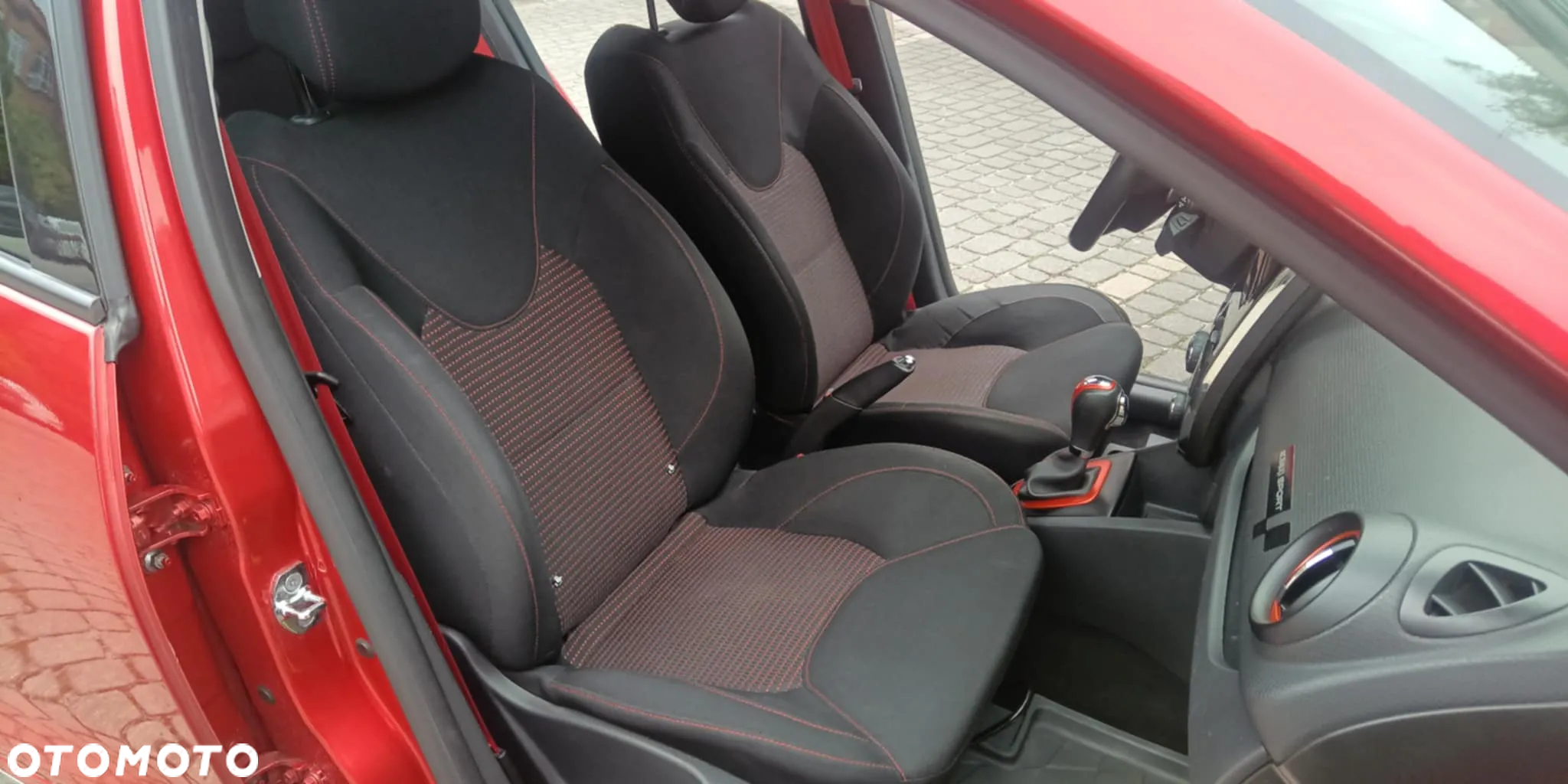 Renault Clio 1.6 Turbo R.S EDC Sport - 18