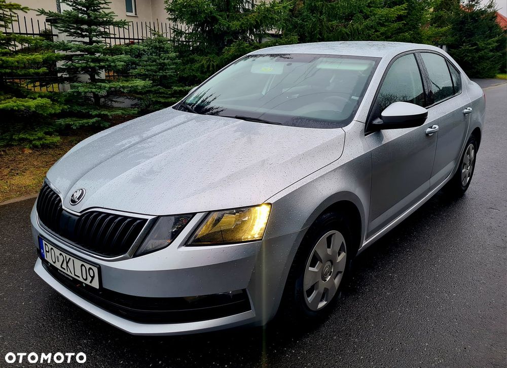 Skoda Octavia 1.6 TDI SCR Active - 4