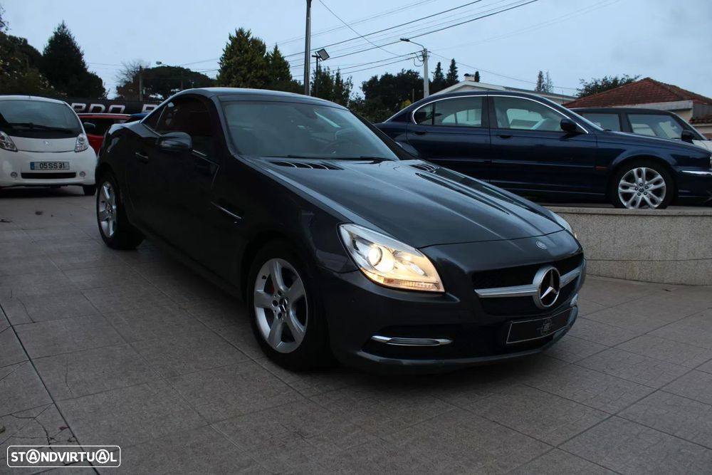 Mercedes-Benz SLK 200 (BlueEFFICIENCY) 7G-TRONIC - 25