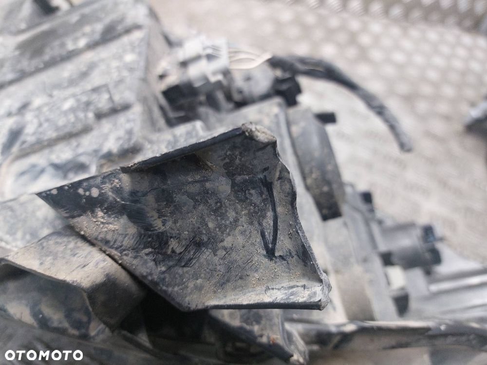 LAMPA LEWY PRZÓD + PRAWY PRZÓD RENAULT CLIO III LIFT 8200892495-B - 15