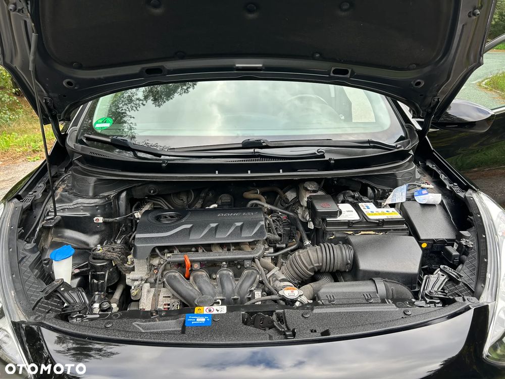 Hyundai i30 blue 1.4 Trend - 27