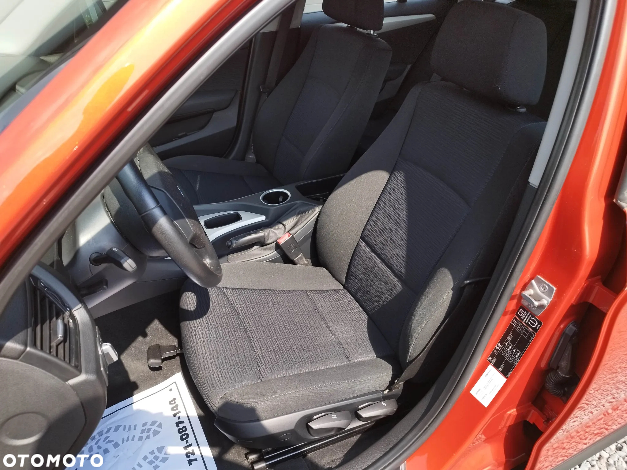 BMW X1 sDrive18i - 19