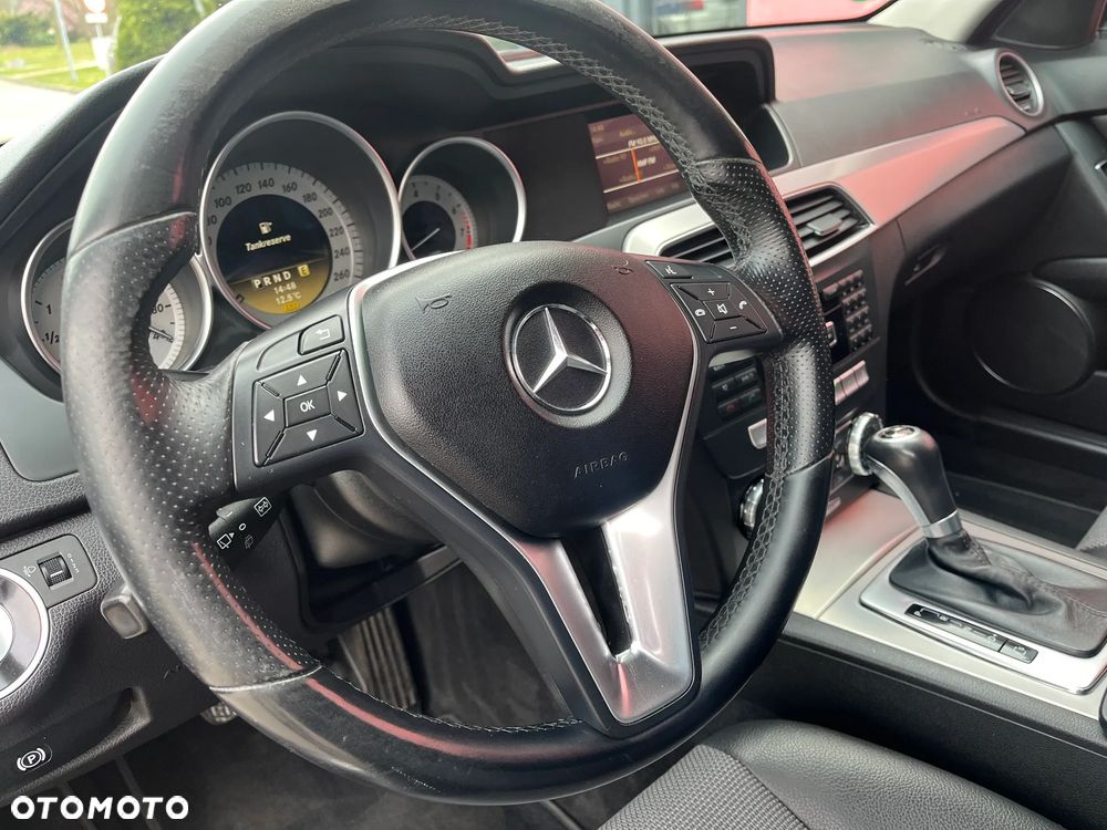 Mercedes-Benz Klasa C 250 (BlueEFFICIENCY) 7G-TRONIC Avantgarde - 12