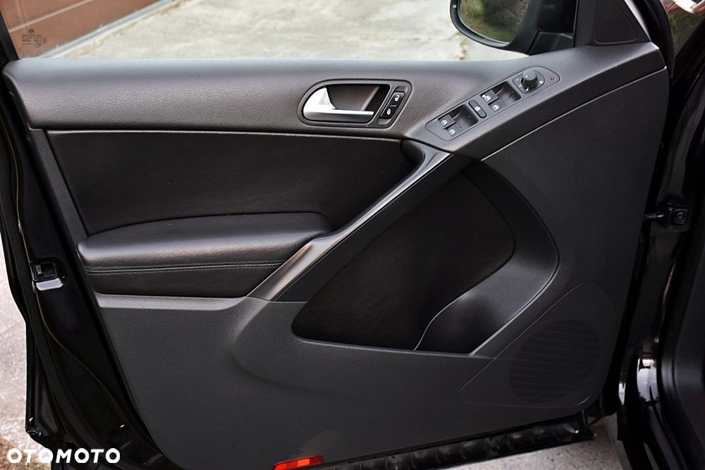 Volkswagen Tiguan 2.0 TDI DPF 4Motion Track & Style - 22