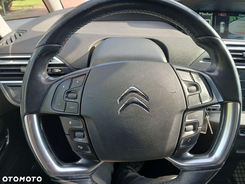 Citroën C4 Picasso 1.6 THP Exclusive - 18