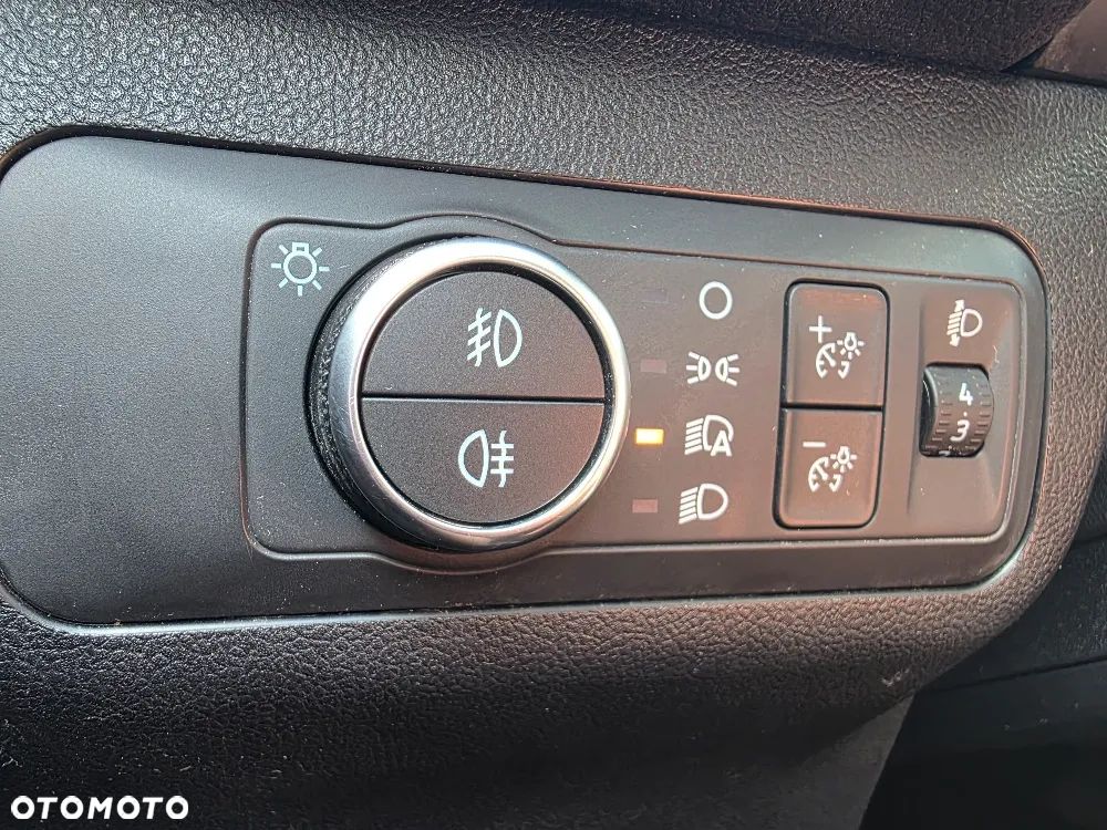 Ford Kuga 1.5 EcoBoost FWD Titanium - 23