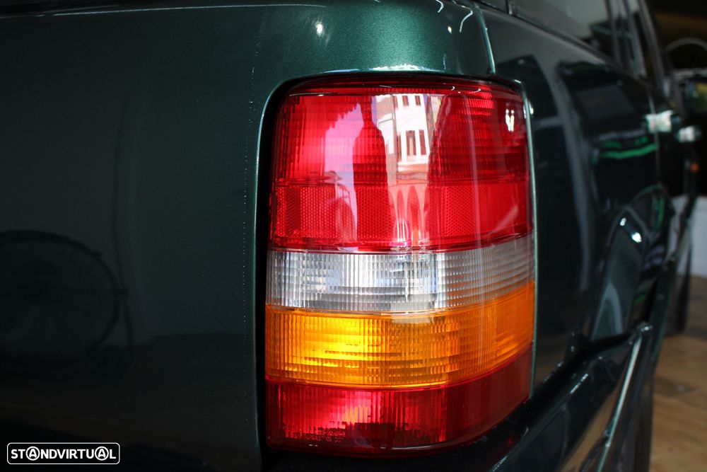 Jeep Grand Cherokee 2.5 TD Laredo - 29