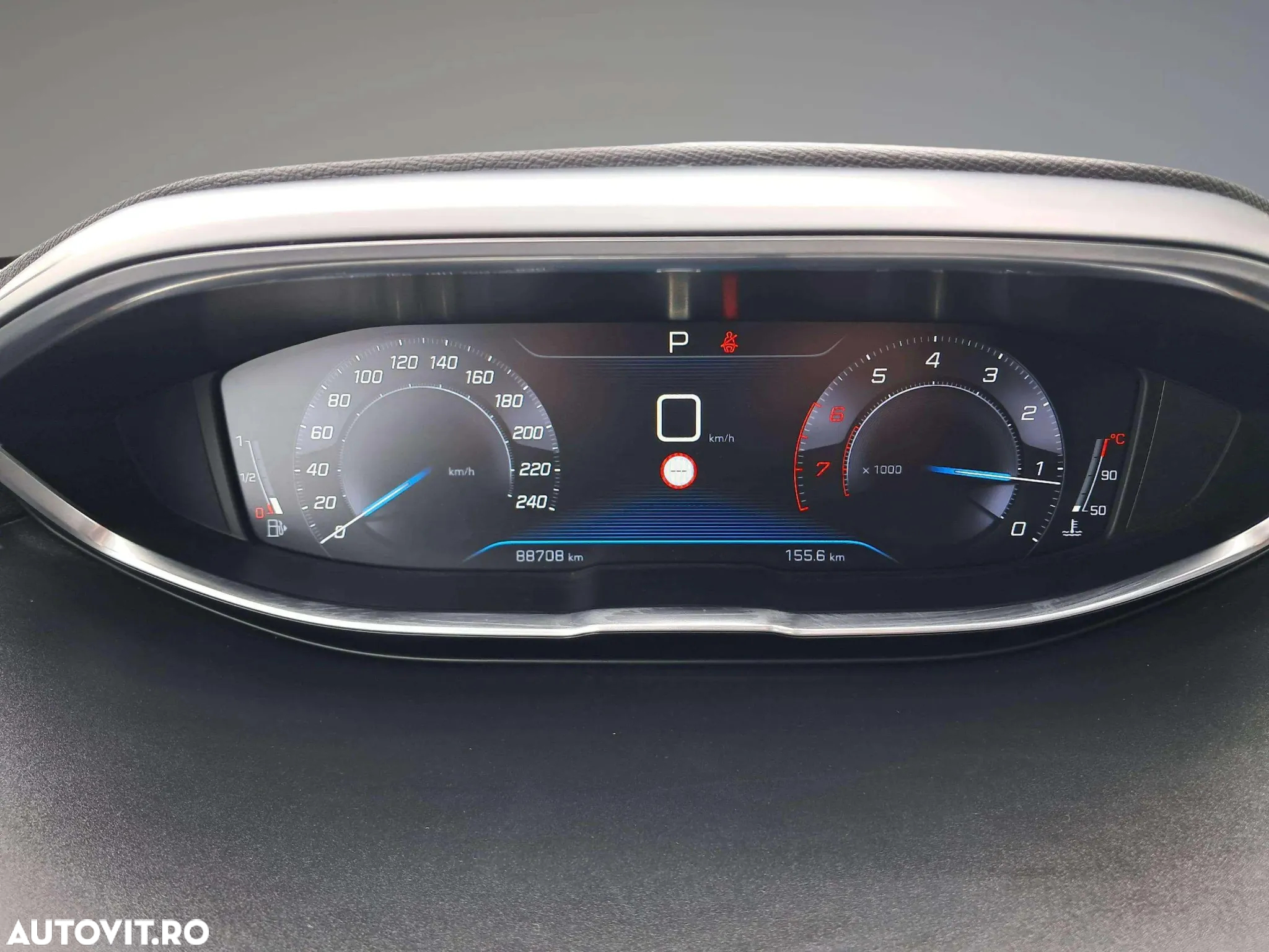 Peugeot 3008 1.6 PureTech Turbo S&S EAT8 Active - 11