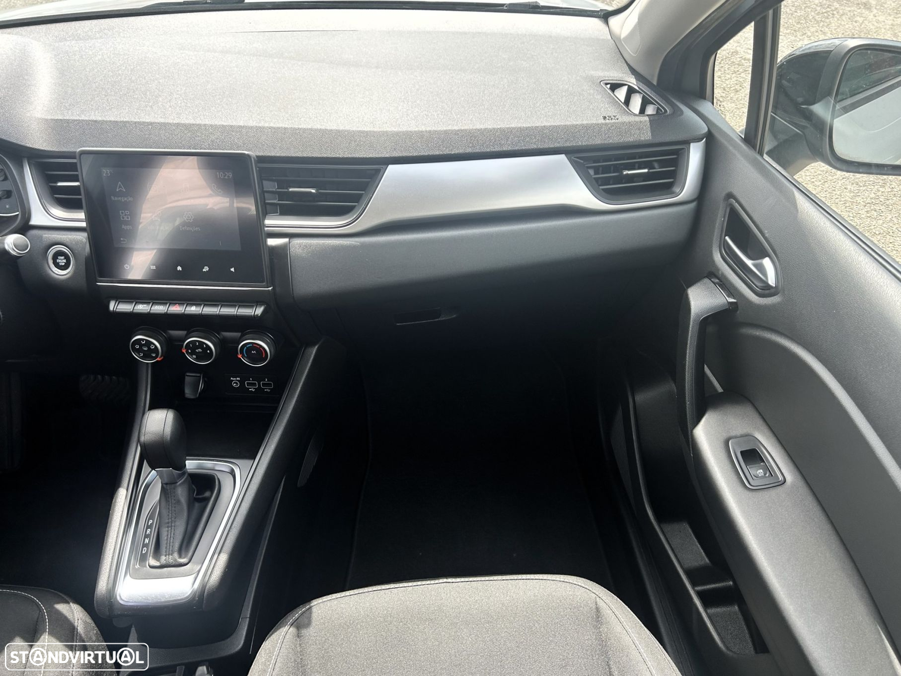 Renault Captur - 26