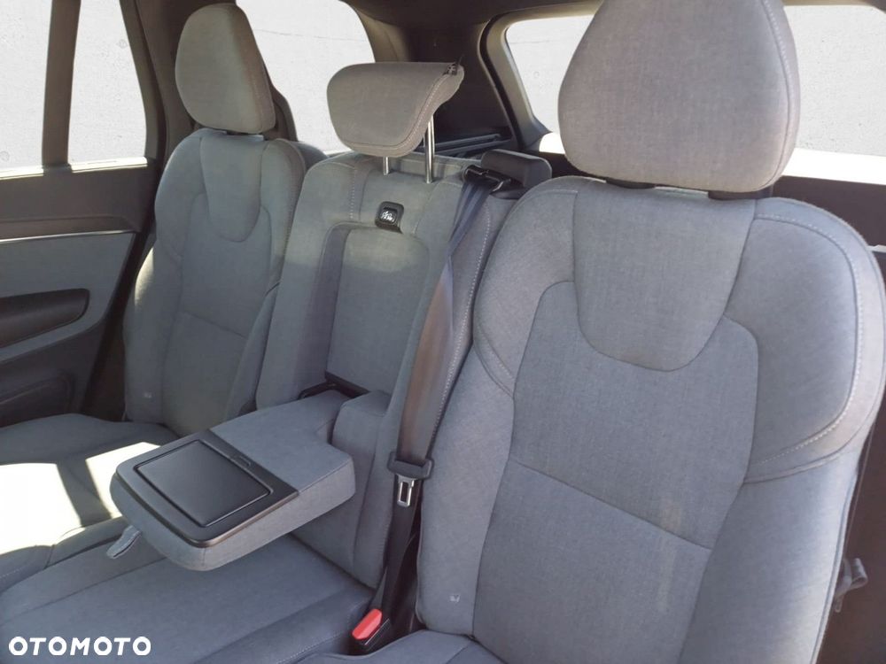 Volvo XC 90 - 17