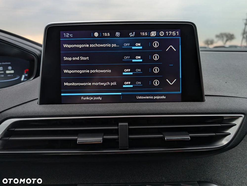 Peugeot 3008 PureTech 130 Stop & Start GPF Allure - 28