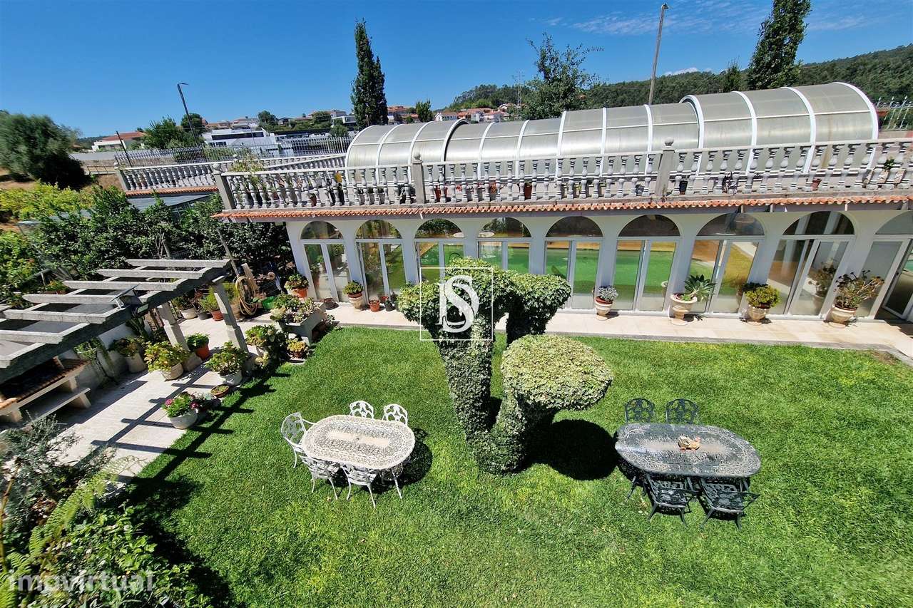 Moradia em Gondifelos com piscina e jardim! - Grande imagem: 3/54