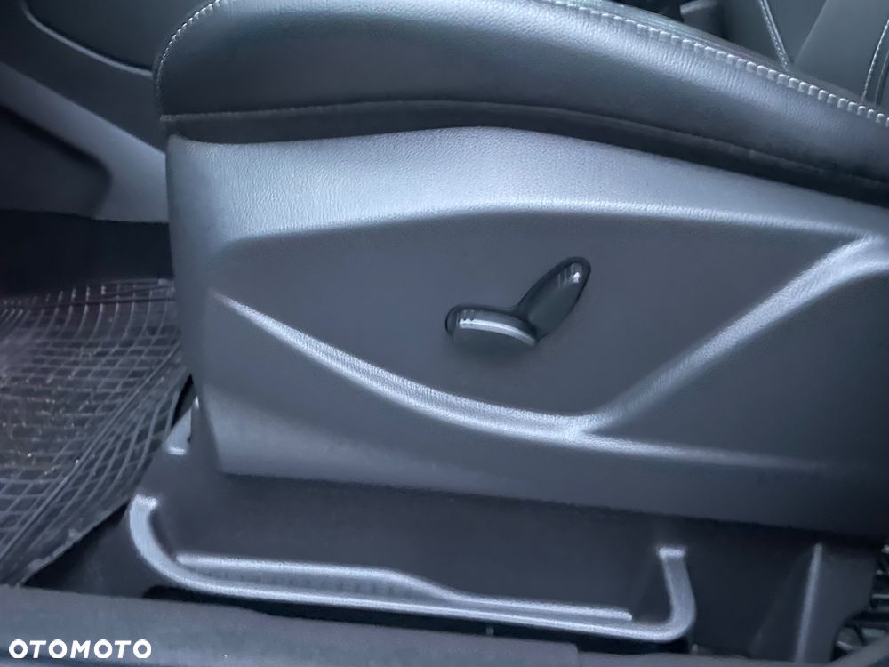 Ford C-MAX 1.5 EcoBoost Start-Stop-System Titanium - 26