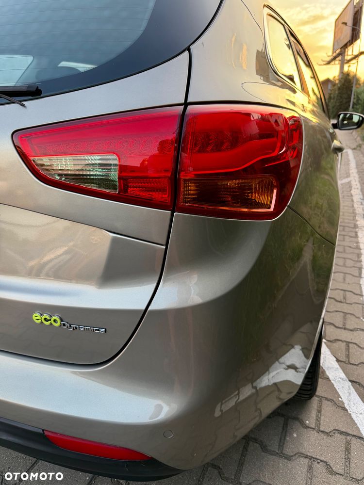 Kia Ceed 1.6 GDI Platinum Edition - 16