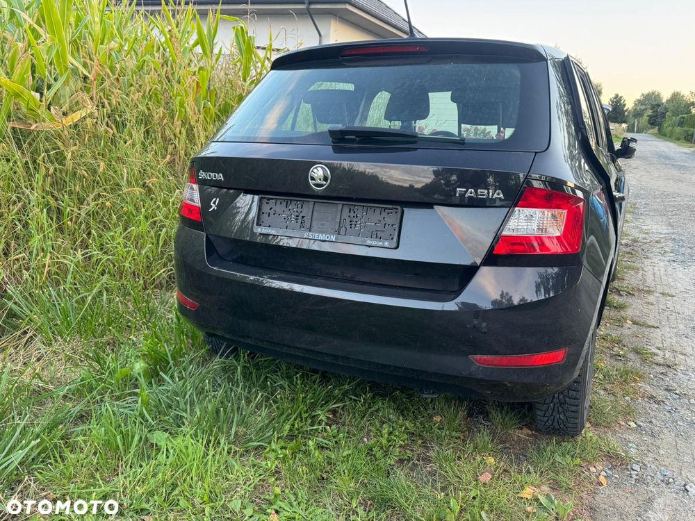 Skoda Fabia - 4